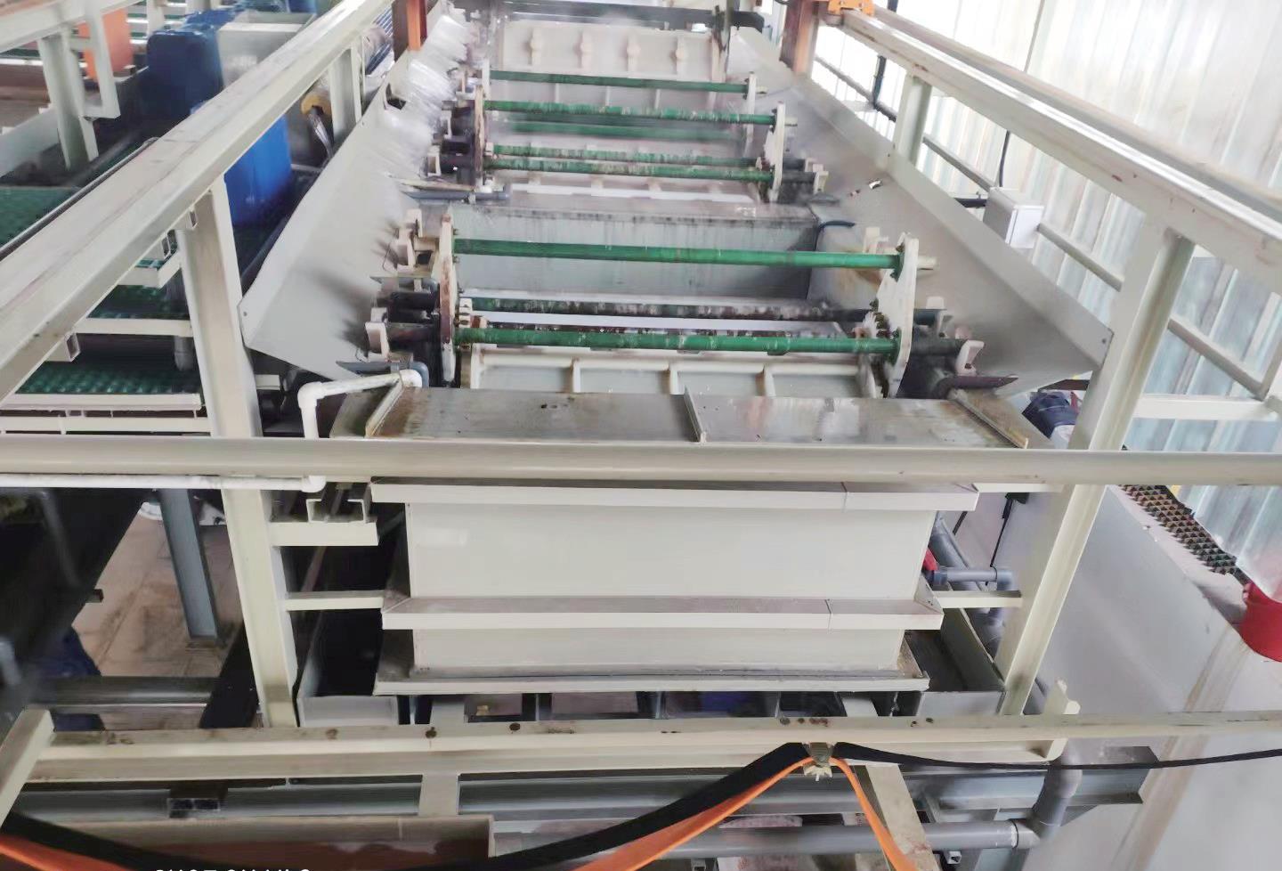 Semi-automatic rolling plating equipment production line